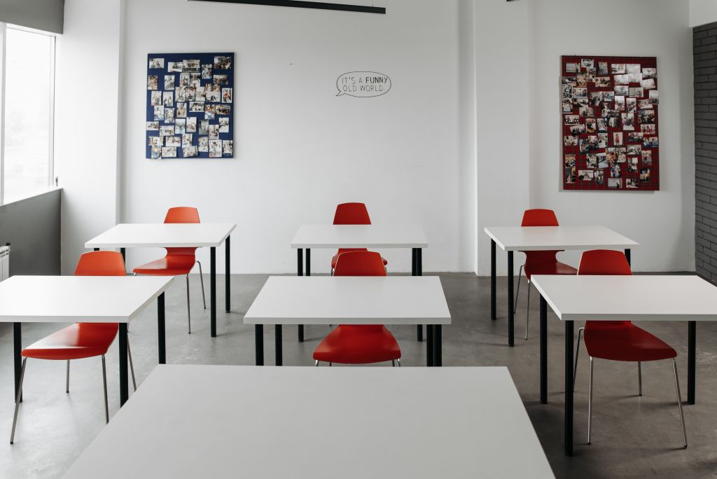 La UGT Educació s'adhereix al reclam de la tercera hora de català al batxillerat