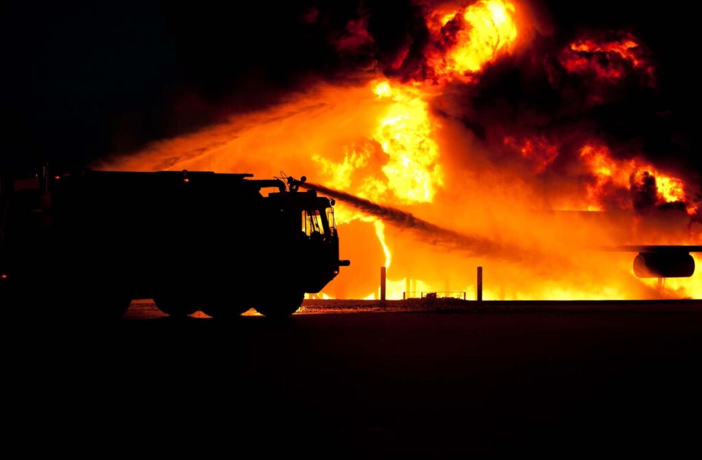 La UGT-Bombers de Catalunya i altres organitzacions sindicals presenten la Guia de Seguretat i Salut Laboral sobre activitats de prevenció, extinció d’incendis i salvament