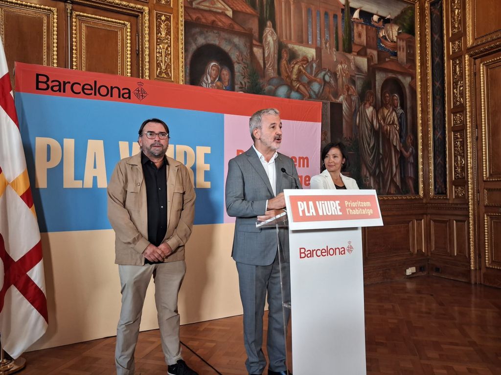 L’Ajuntament, UGT i CCOO acorden promoure 1.500 pisos públics en dret de superfície a la ciutat