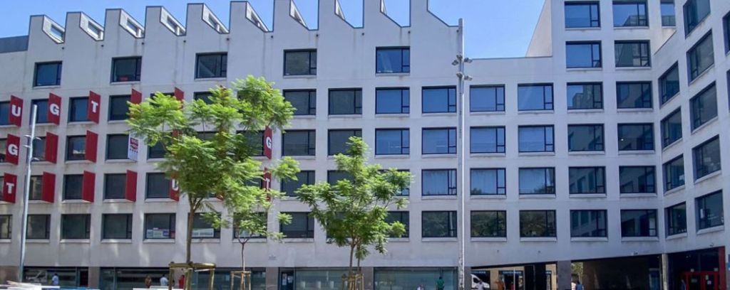 La UGT de Catalunya se suma al minut de silenci en record de Maricarmen